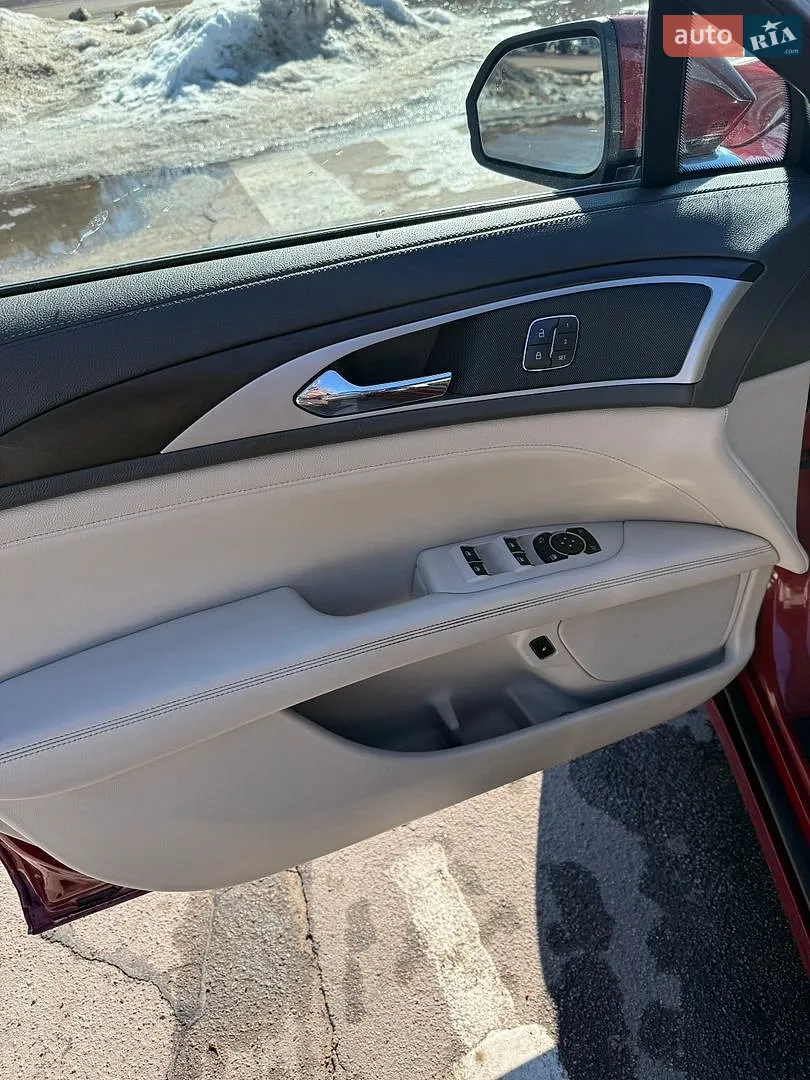 2017 Lincoln MKZ - мініатюра 14