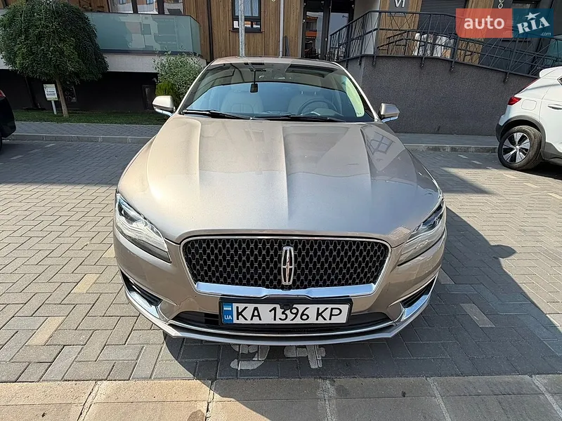 Lincoln MKZ 2018