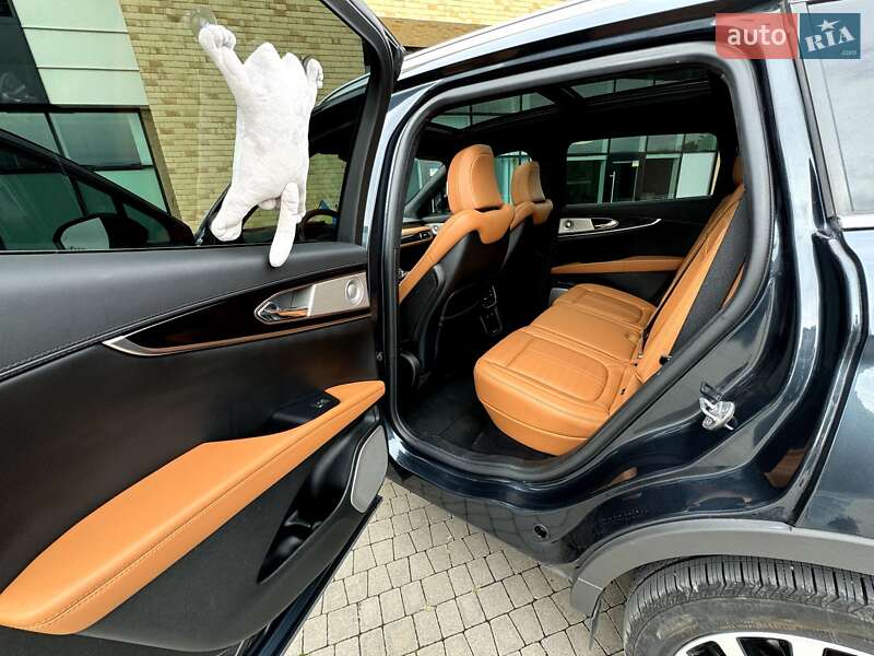 Внедорожник / Кроссовер Lincoln Nautilus 2022 в Хмельницком