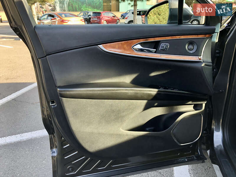 Внедорожник / Кроссовер Lincoln Nautilus 2019 в Одессе