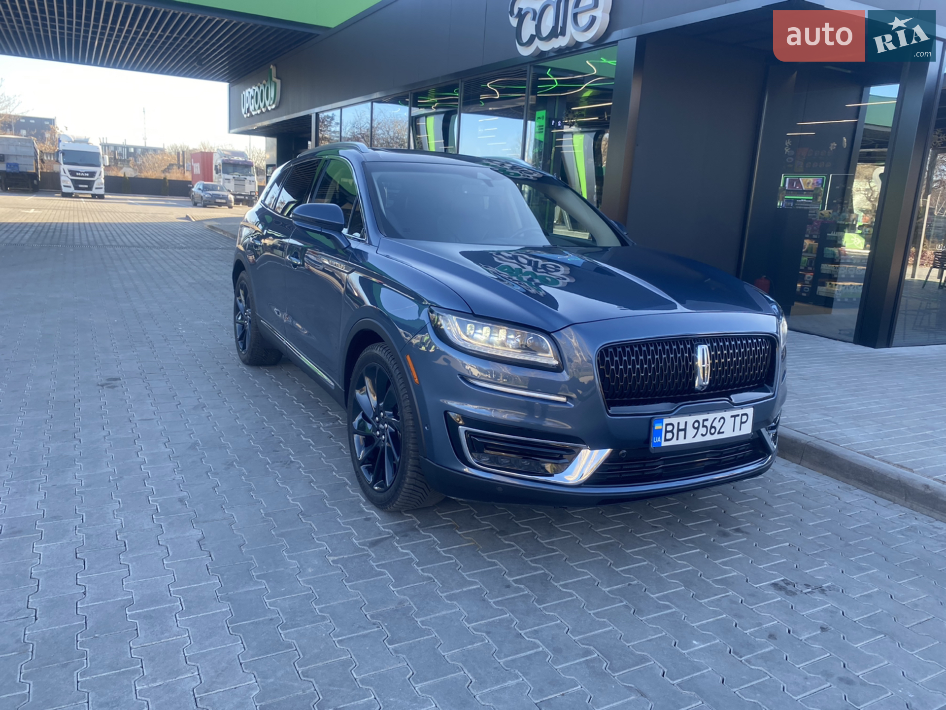 2019 Lincoln Nautilus - мініатюра 3