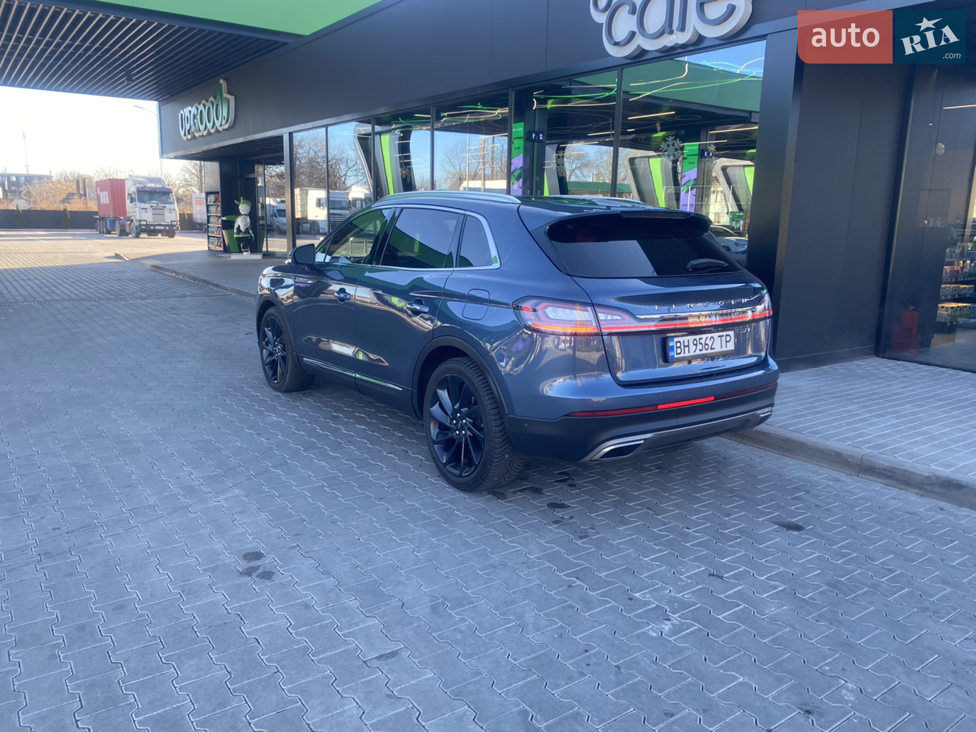 2019 Lincoln Nautilus - мініатюра 16