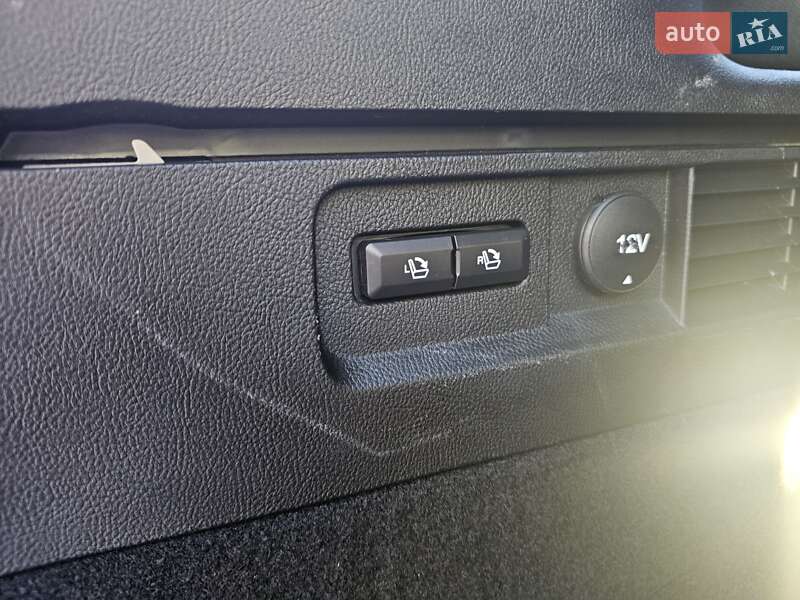 Внедорожник / Кроссовер Lincoln Nautilus 2022 в Львове фото 27 Внедорожник / Кроссовер Lincoln Nautilus 2022 в Львове