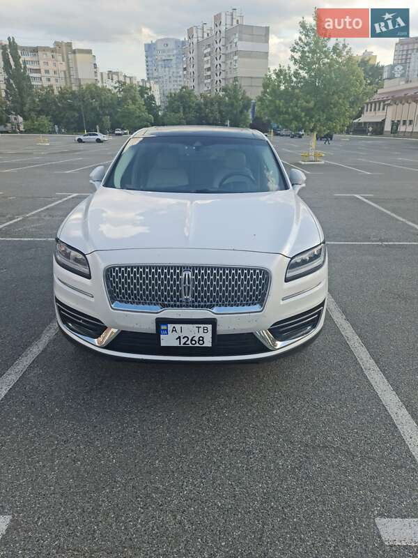 Lincoln Nautilus 2019