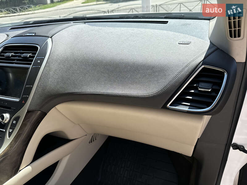 Внедорожник / Кроссовер Lincoln Nautilus 2019 в Кропивницком фото 25 Внедорожник / Кроссовер Lincoln Nautilus 2019 в Кропивницком