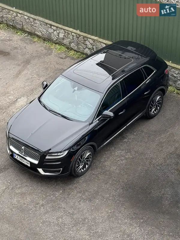 Lincoln Nautilus 2020