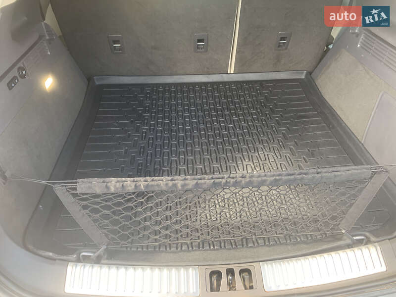 Позашляховик / Кросовер Lincoln Nautilus 2020 в Зміїві