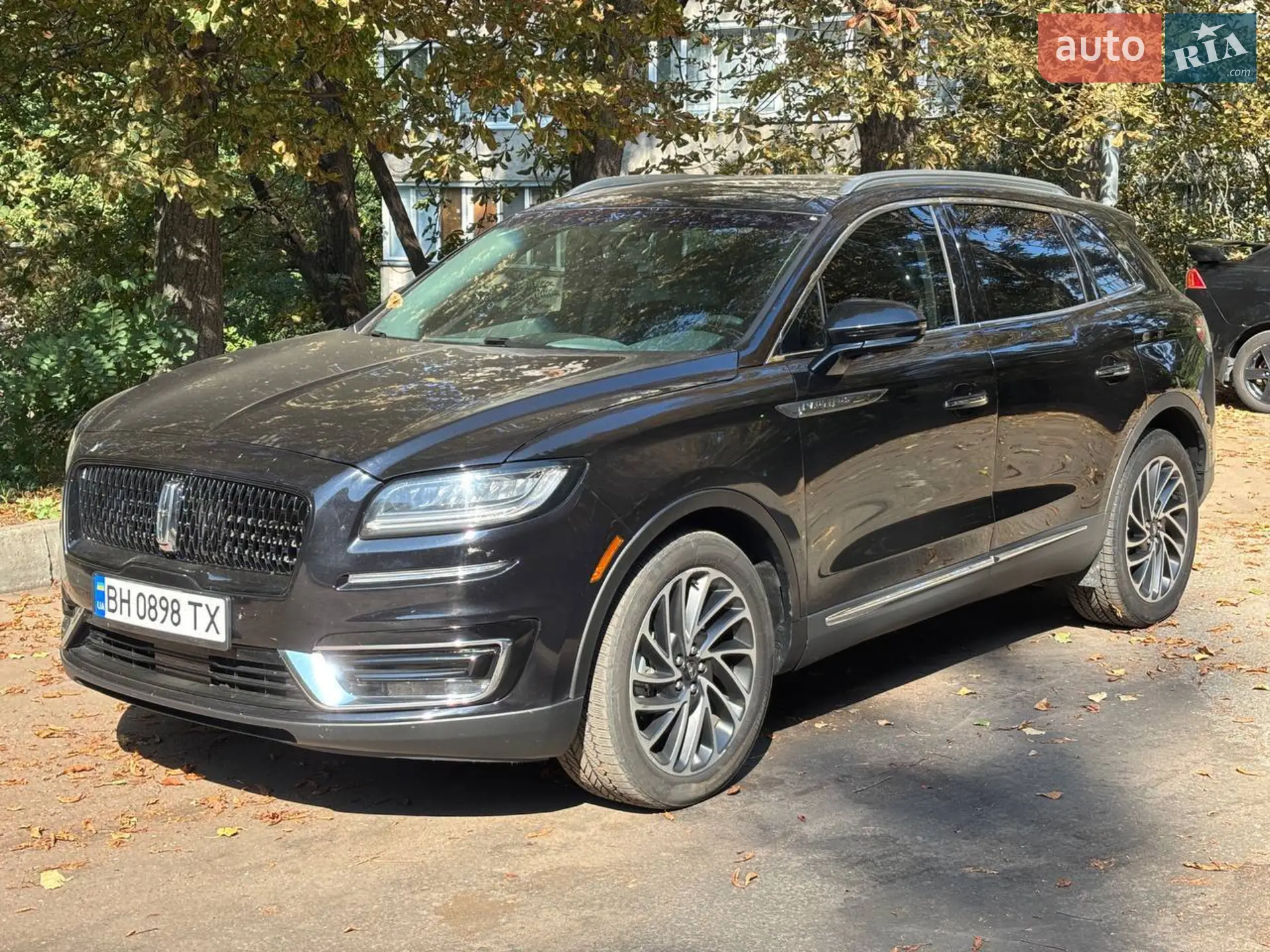 2019 Lincoln Nautilus - мініатюра 4