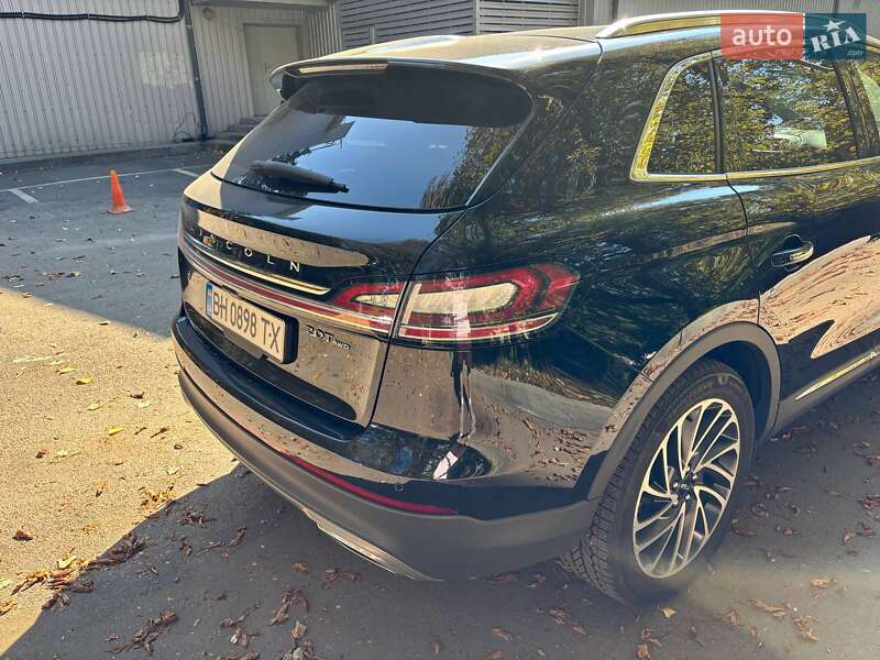 Позашляховик / Кросовер Lincoln Nautilus 2019 в Києві