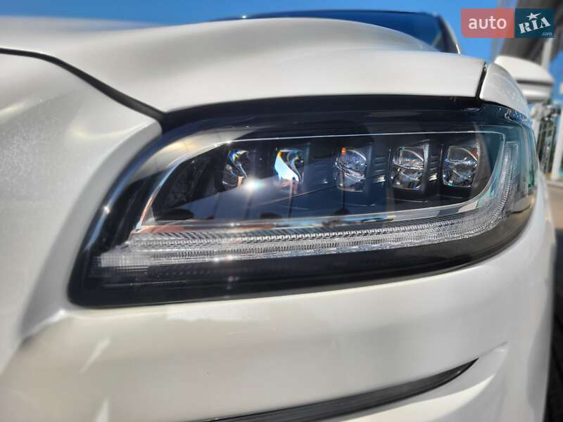 Внедорожник / Кроссовер Lincoln Nautilus 2019 в Киеве