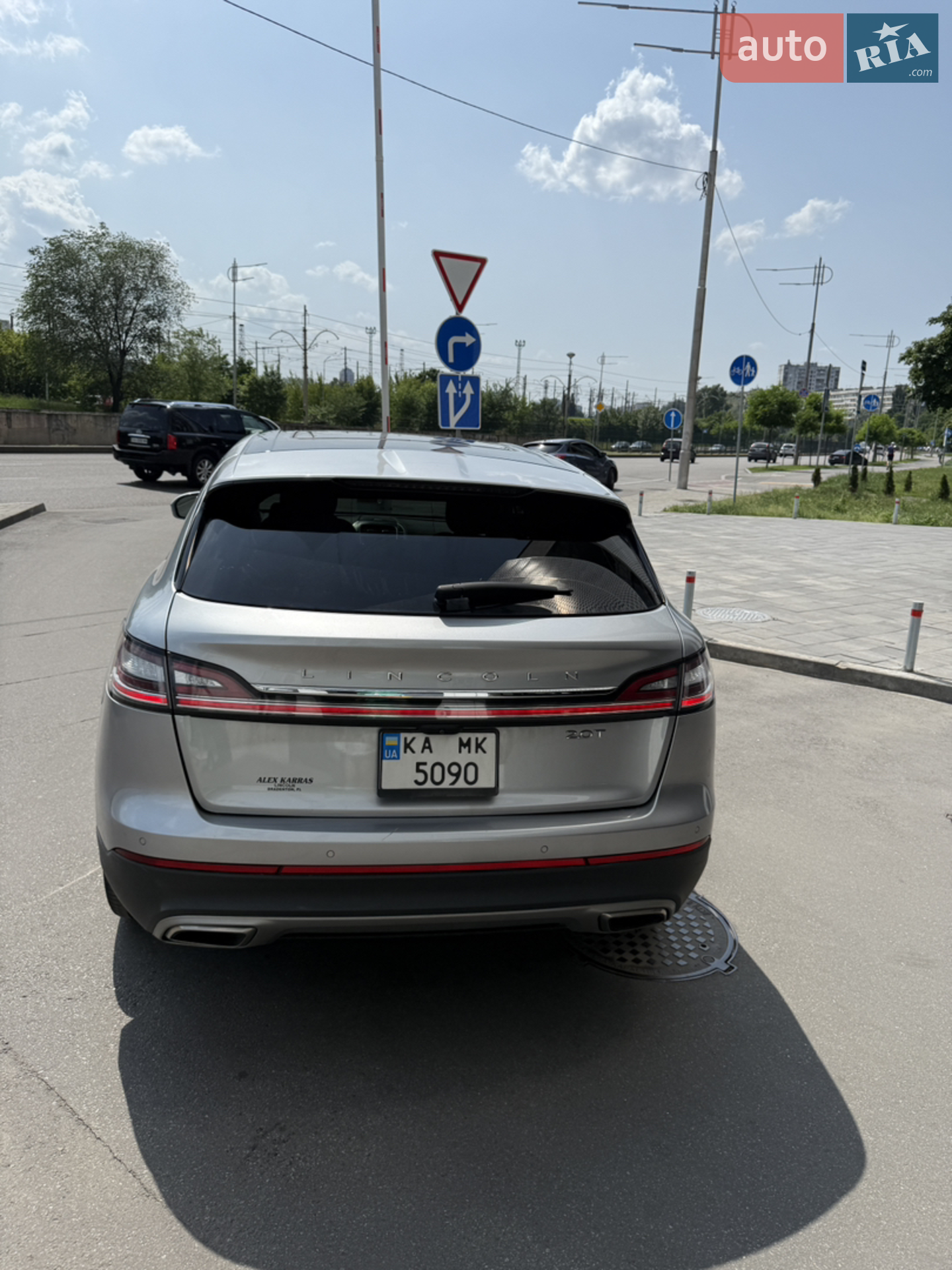 2020 Lincoln Nautilus - мініатюра 4