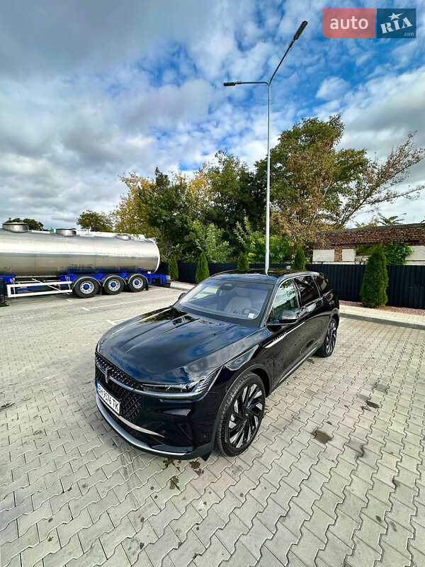 Позашляховик / Кросовер Lincoln Nautilus 2024 в Одесі