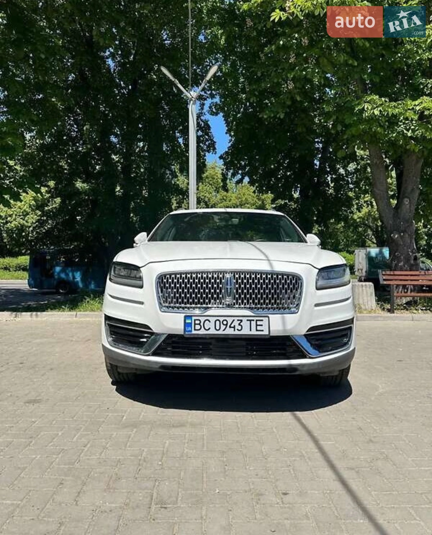 2020 Lincoln Nautilus - мініатюра 2