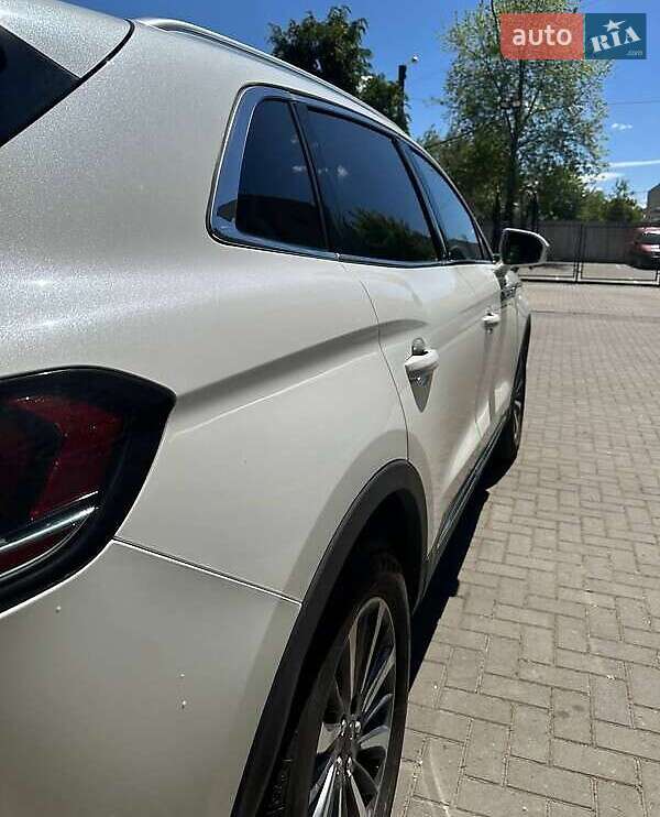 Позашляховик / Кросовер Lincoln Nautilus 2020 в Києві фото 4 Позашляховик / Кросовер Lincoln Nautilus 2020 в Києві