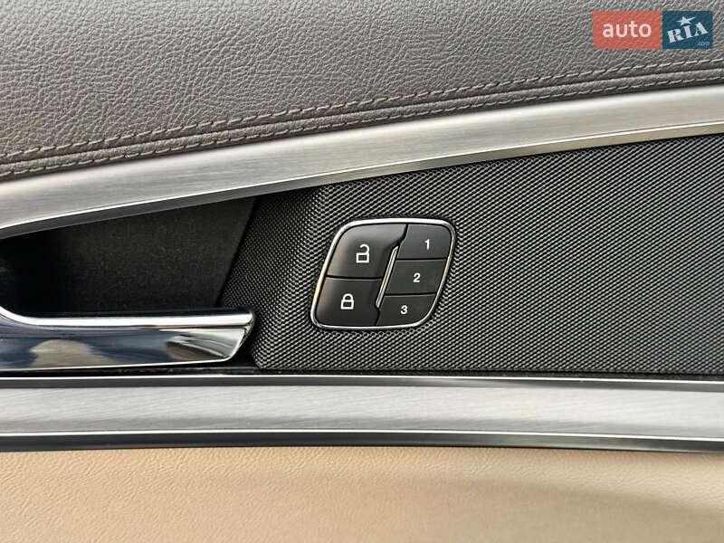 Внедорожник / Кроссовер Lincoln Nautilus 2020 в Киеве фото 39 Внедорожник / Кроссовер Lincoln Nautilus 2020 в Киеве