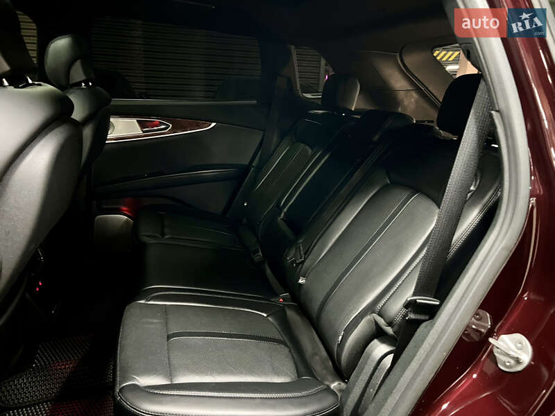 Позашляховик / Кросовер Lincoln Nautilus 2020 в Києві