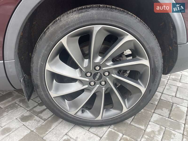 Внедорожник / Кроссовер Lincoln Nautilus 2019 в Черкассах фото 30 Внедорожник / Кроссовер Lincoln Nautilus 2019 в Черкассах