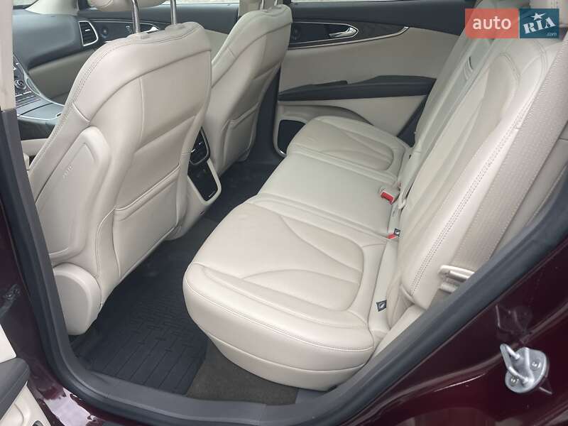Внедорожник / Кроссовер Lincoln Nautilus 2019 в Черкассах фото 44 Внедорожник / Кроссовер Lincoln Nautilus 2019 в Черкассах