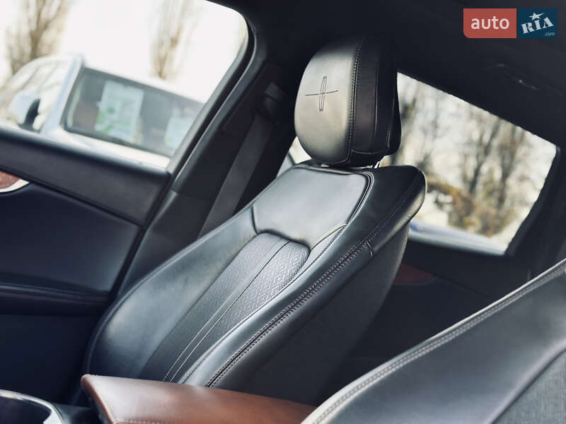 Внедорожник / Кроссовер Lincoln Nautilus 2020 в Кременчуге фото 24 Внедорожник / Кроссовер Lincoln Nautilus 2020 в Кременчуге