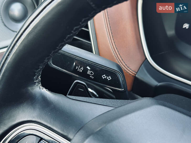 Внедорожник / Кроссовер Lincoln Nautilus 2020 в Кременчуге фото 44 Внедорожник / Кроссовер Lincoln Nautilus 2020 в Кременчуге