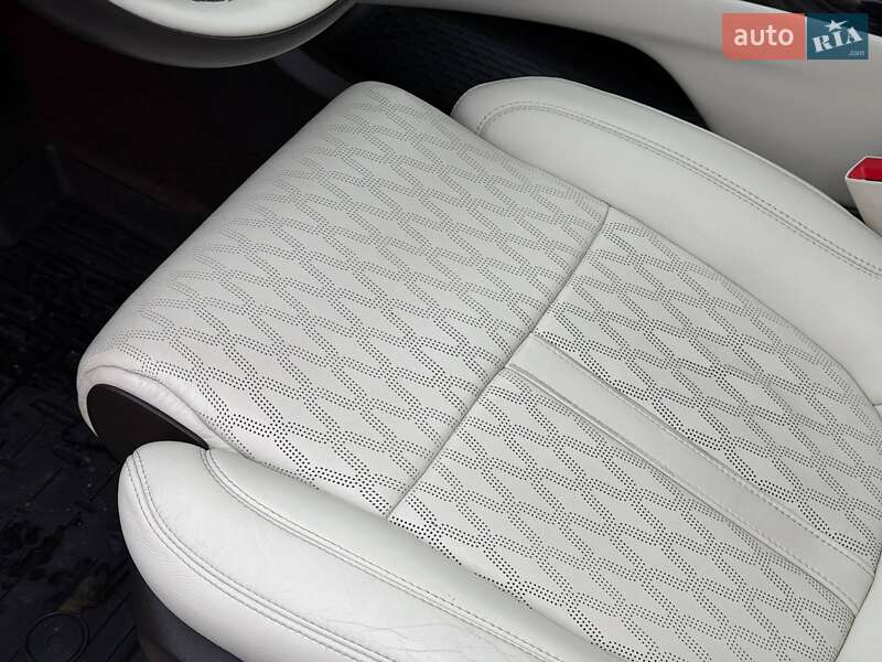 Позашляховик / Кросовер Lincoln Nautilus 2023 в Кривому Розі