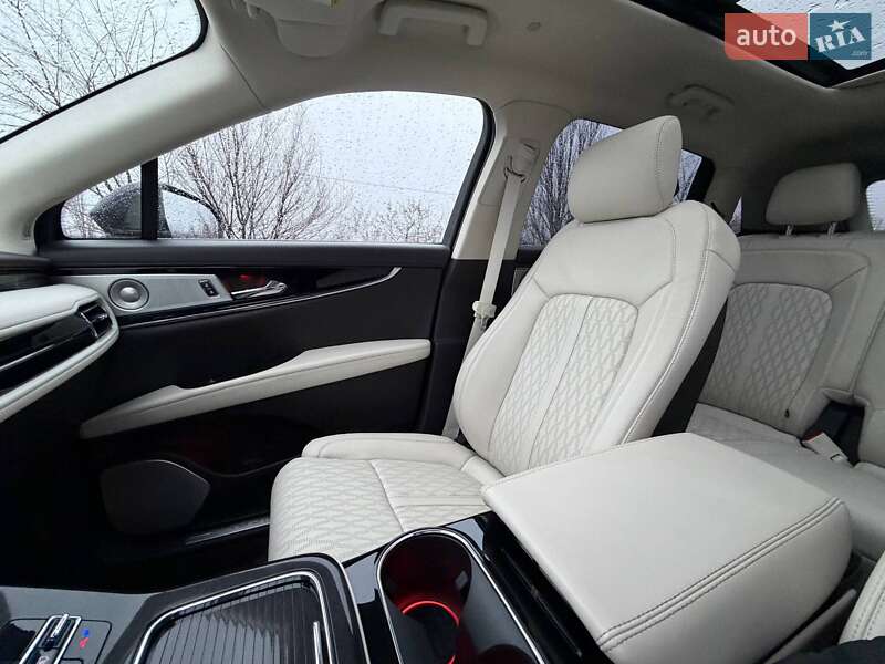 Позашляховик / Кросовер Lincoln Nautilus 2023 в Кривому Розі