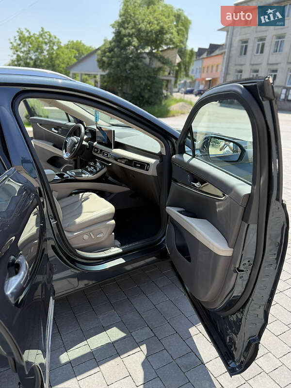 Внедорожник / Кроссовер Lincoln Nautilus 2021 в Ивано-Франковске