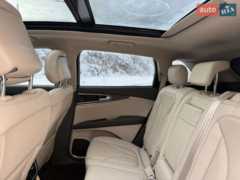 Позашляховик / Кросовер Lincoln Nautilus 2020 в Полтаві фото 38 Позашляховик / Кросовер Lincoln Nautilus 2020 в Полтаві