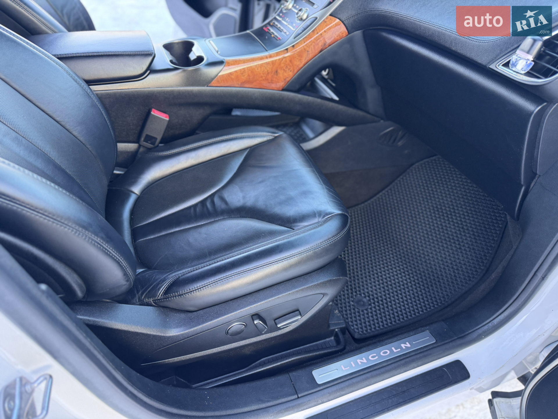 2019 Lincoln Nautilus - мініатюра 59