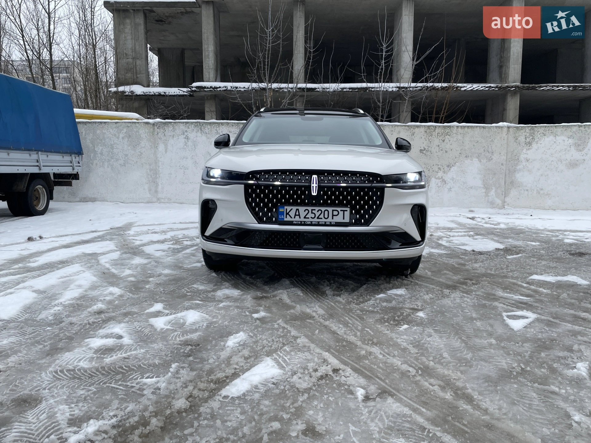 2023 Lincoln Nautilus - мініатюра 3