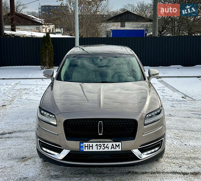 Lincoln Nautilus 2019