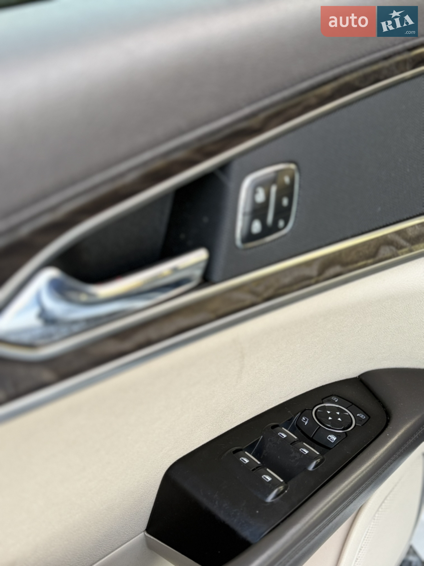 2019 Lincoln Nautilus - мініатюра 18