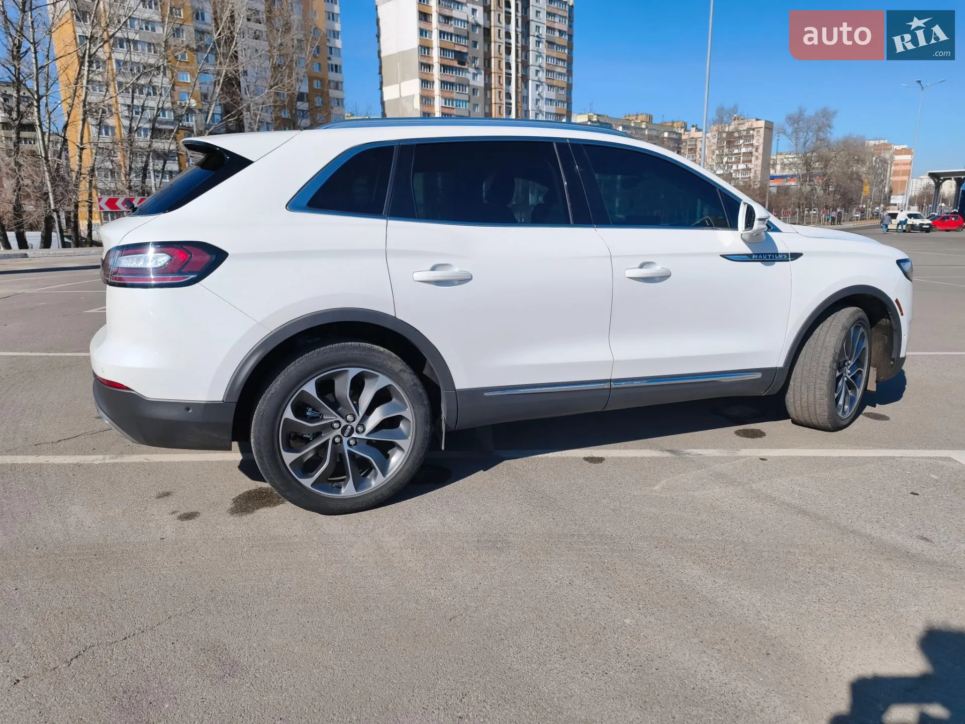 2021 Lincoln Nautilus - мініатюра 3