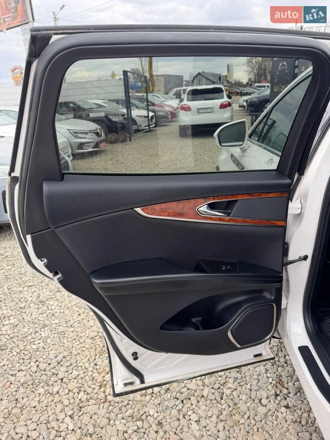 2019 Lincoln Nautilus - мініатюра 17