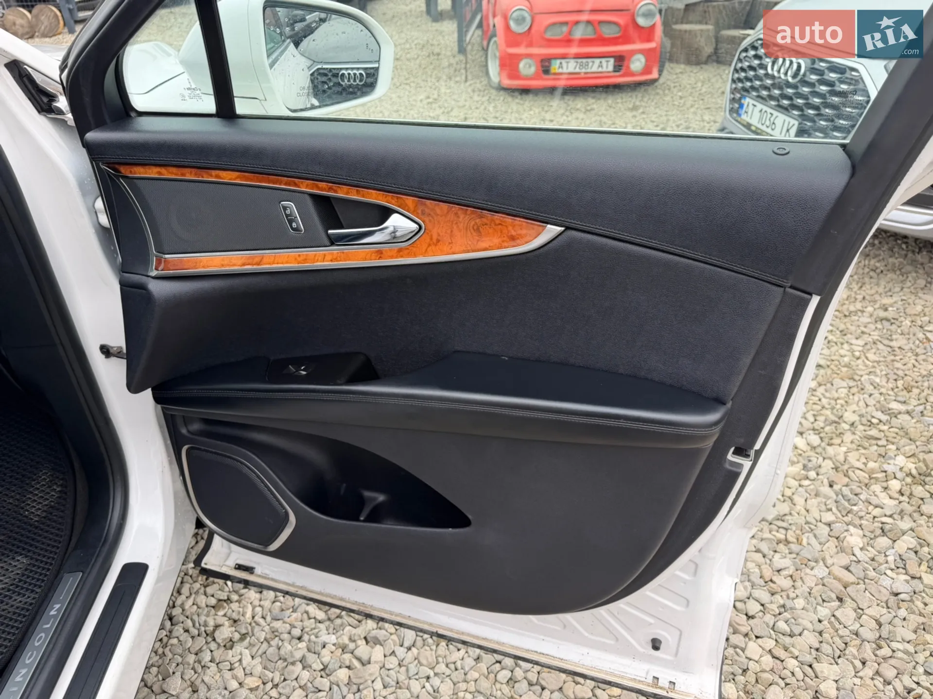 2019 Lincoln Nautilus - мініатюра 20