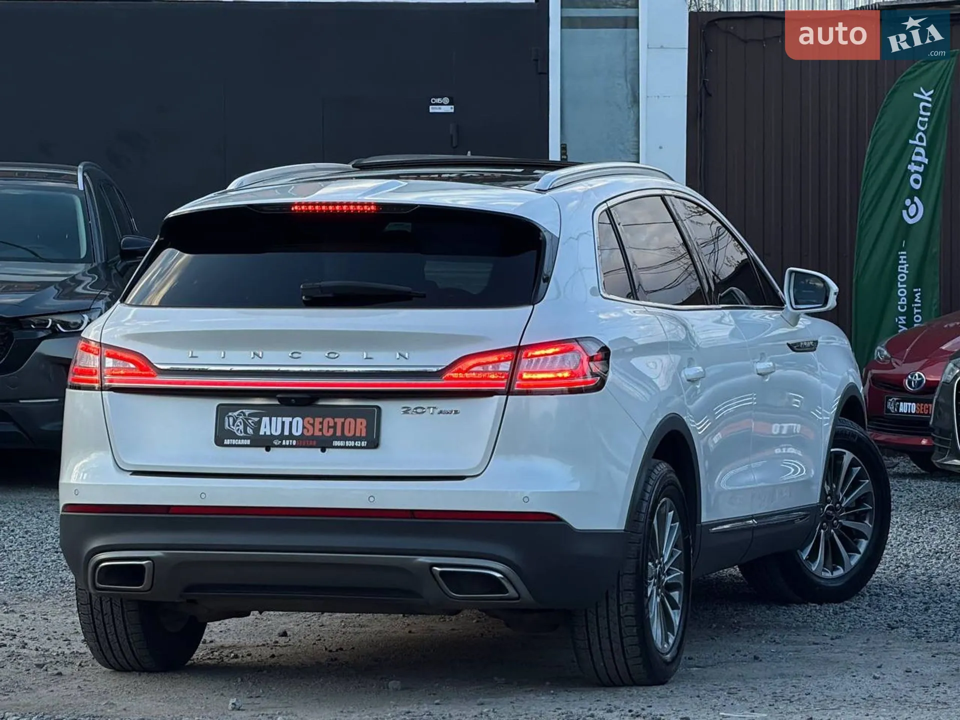 2019 Lincoln Nautilus - мініатюра 8