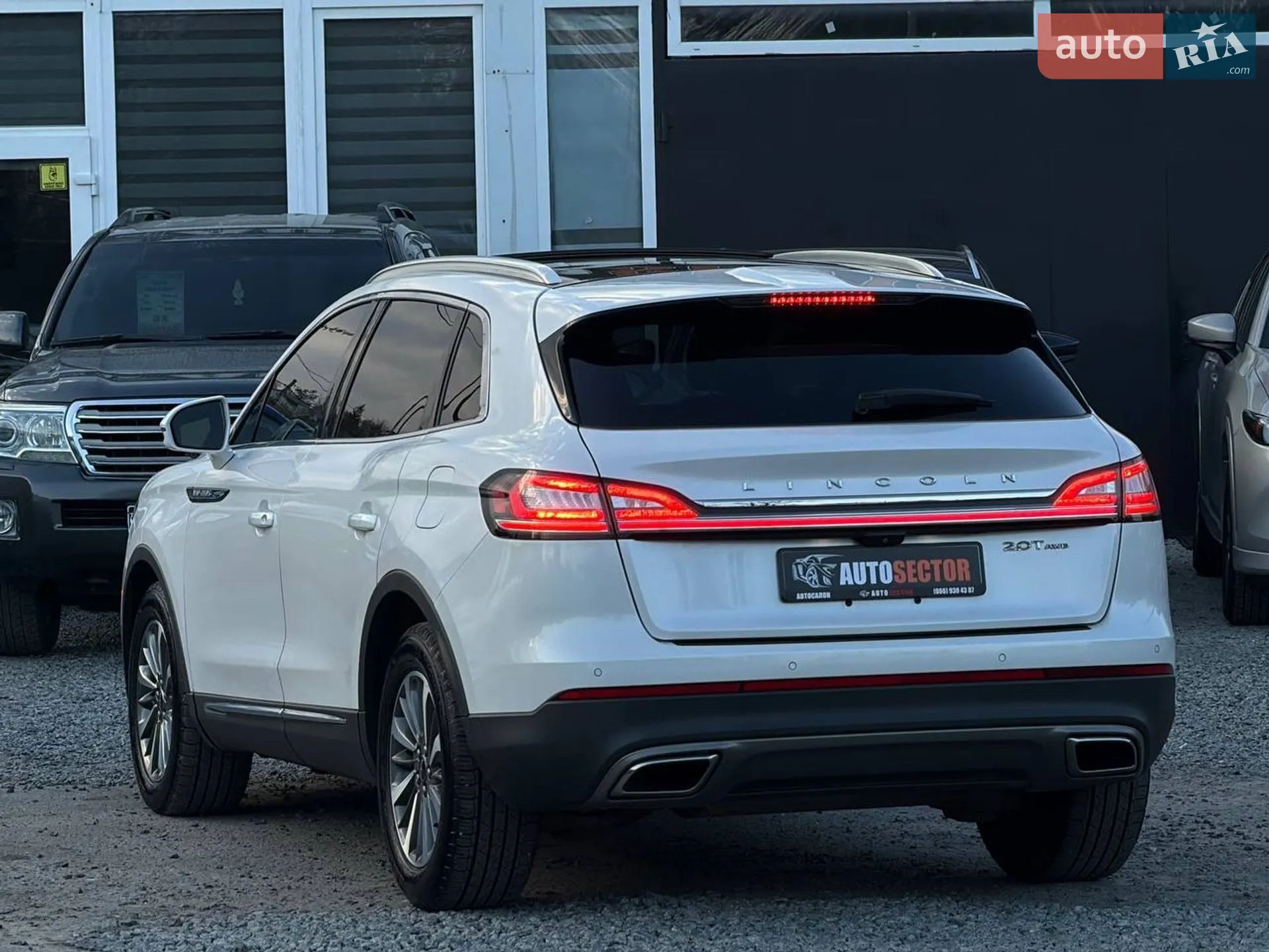 2019 Lincoln Nautilus - мініатюра 11