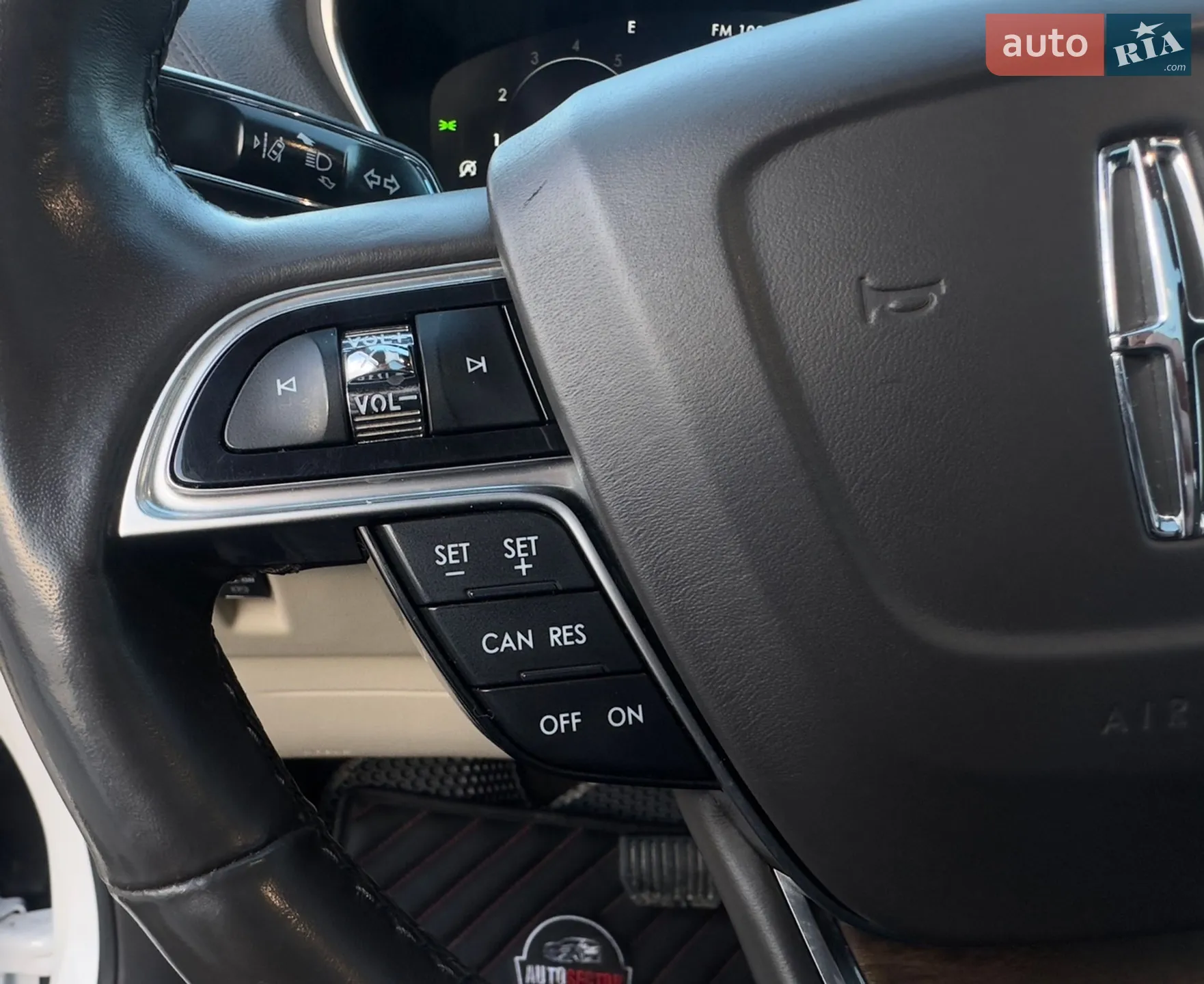2019 Lincoln Nautilus - мініатюра 23
