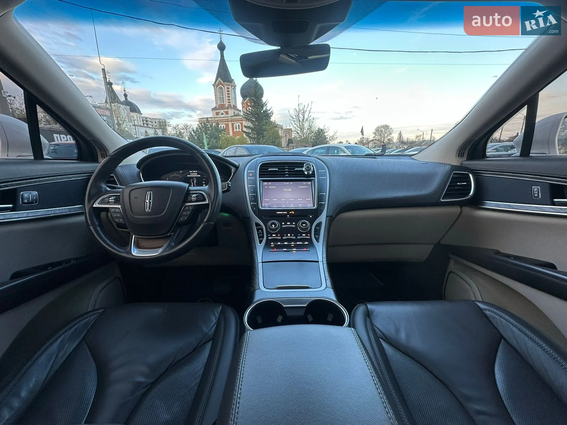 2019 Lincoln Nautilus - мініатюра 31