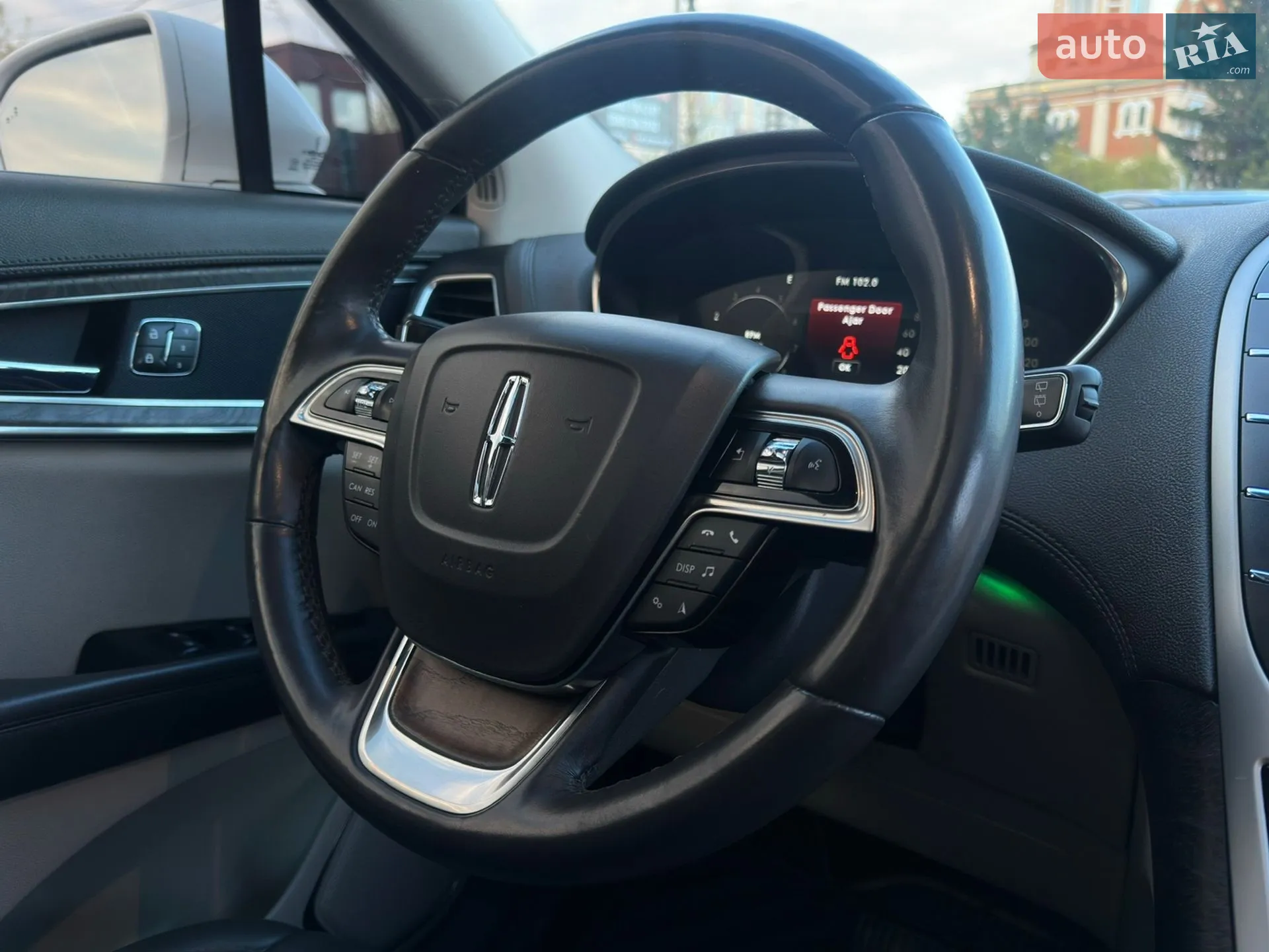 2019 Lincoln Nautilus - мініатюра 43