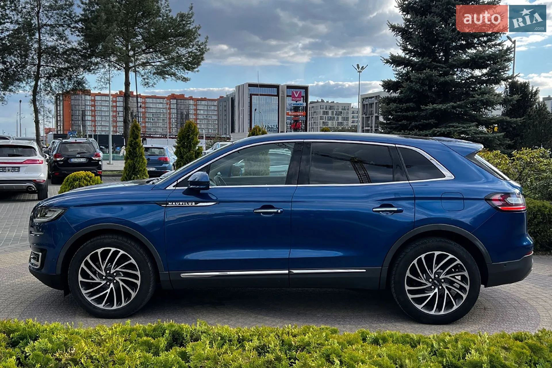 2020 Lincoln Nautilus - мініатюра 5
