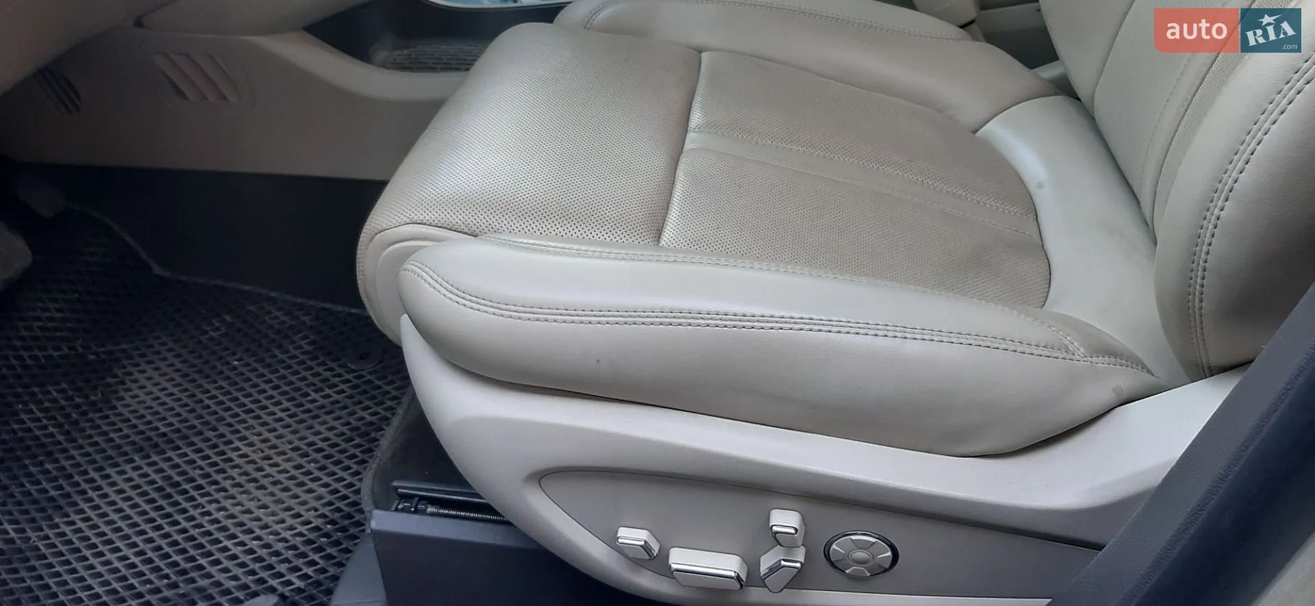 2019 Lincoln Nautilus - мініатюра 3