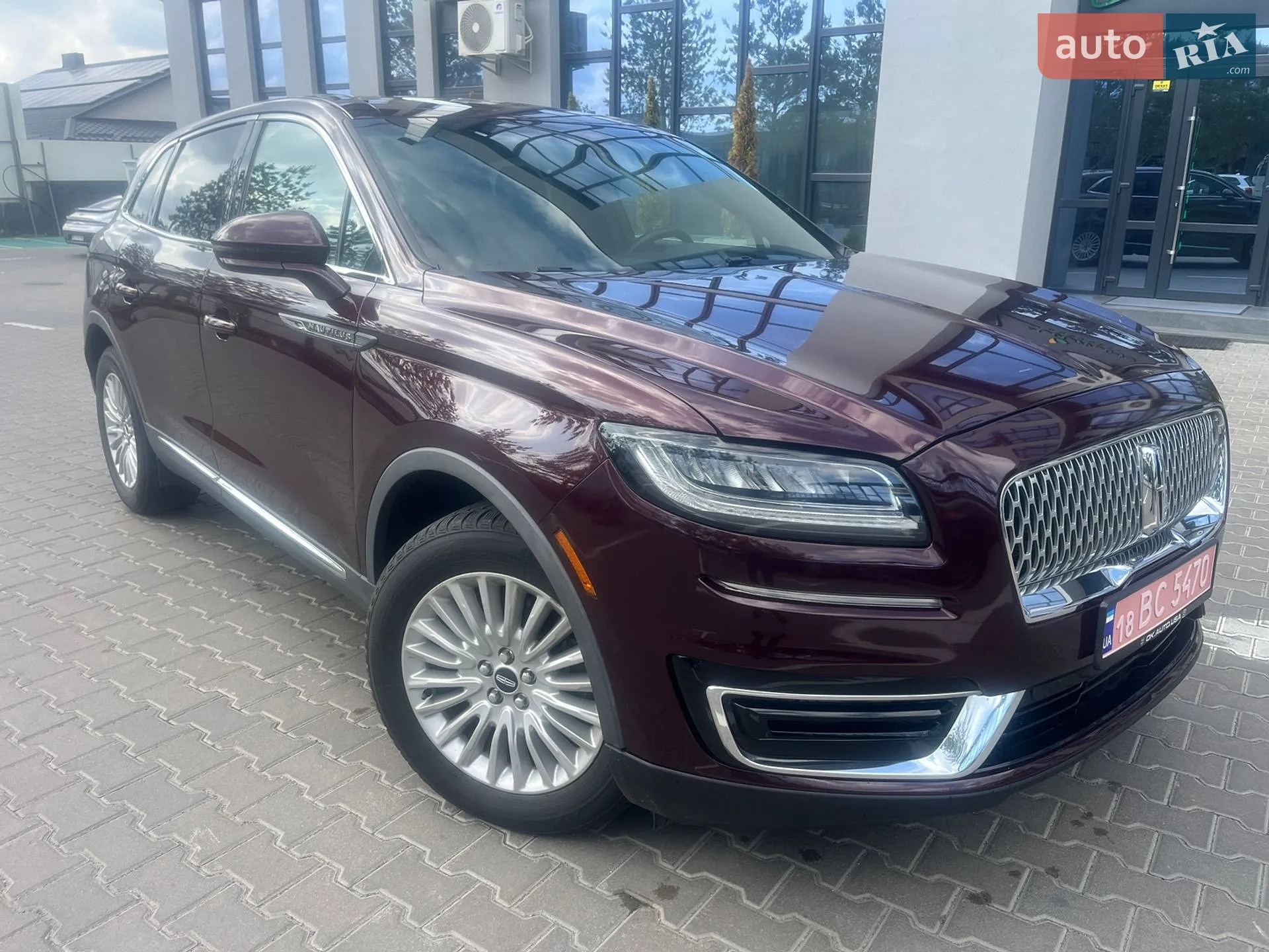 2019 Lincoln Nautilus - мініатюра 3