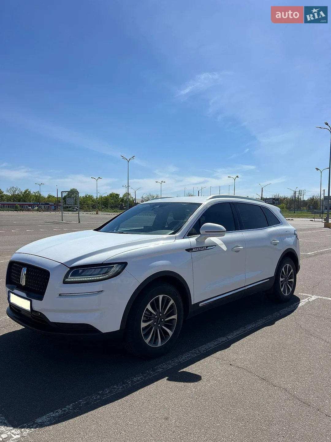 2022 Lincoln Nautilus - мініатюра 4