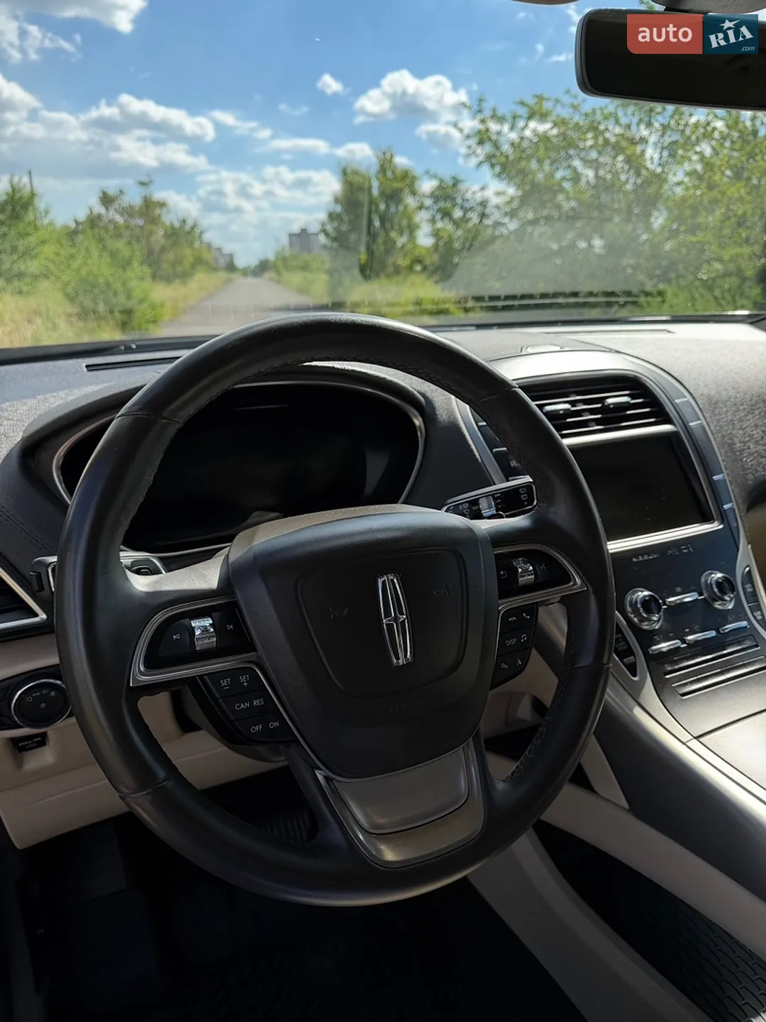 2019 Lincoln Nautilus - мініатюра 11