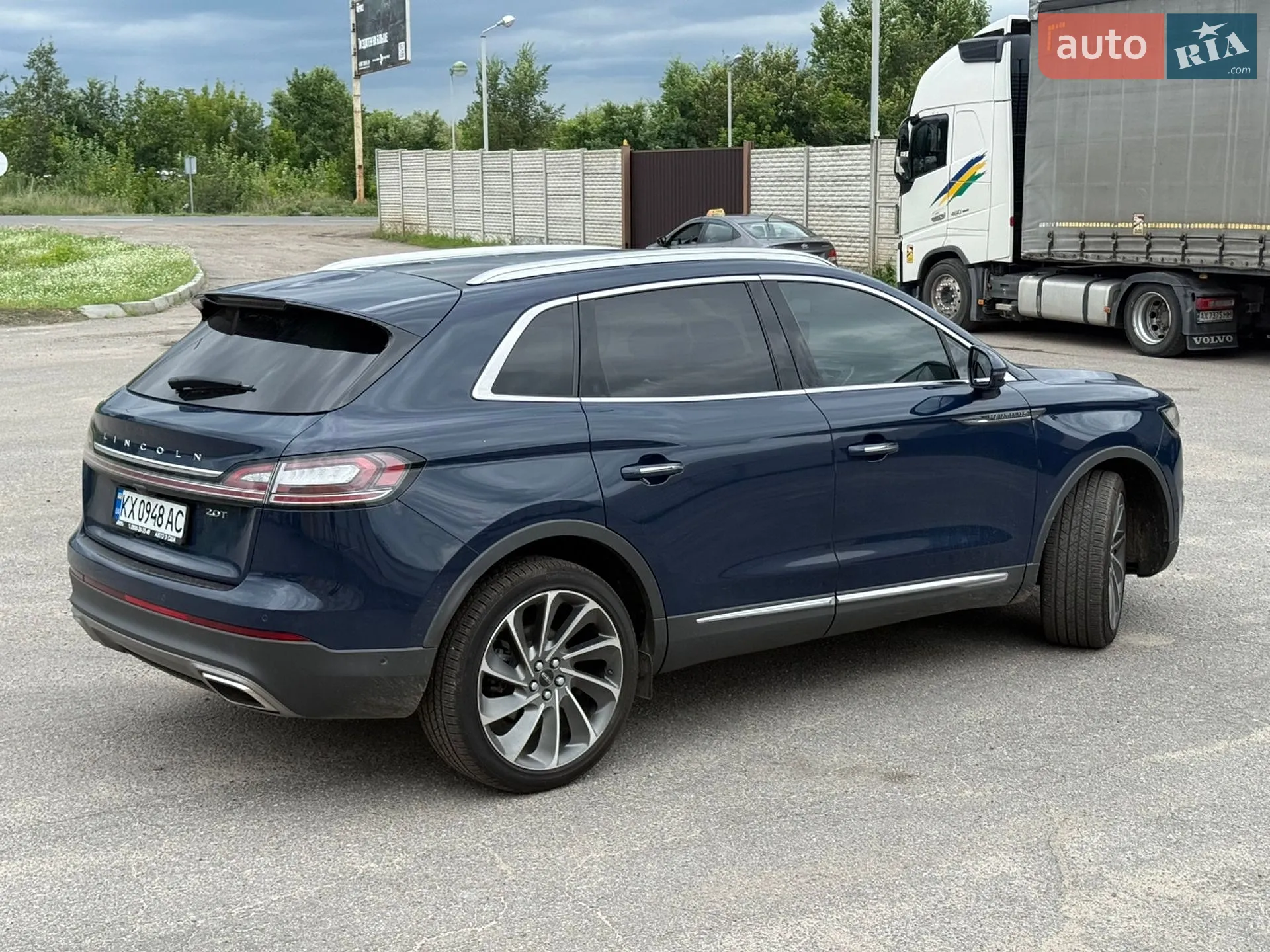 2019 Lincoln Nautilus - мініатюра 3