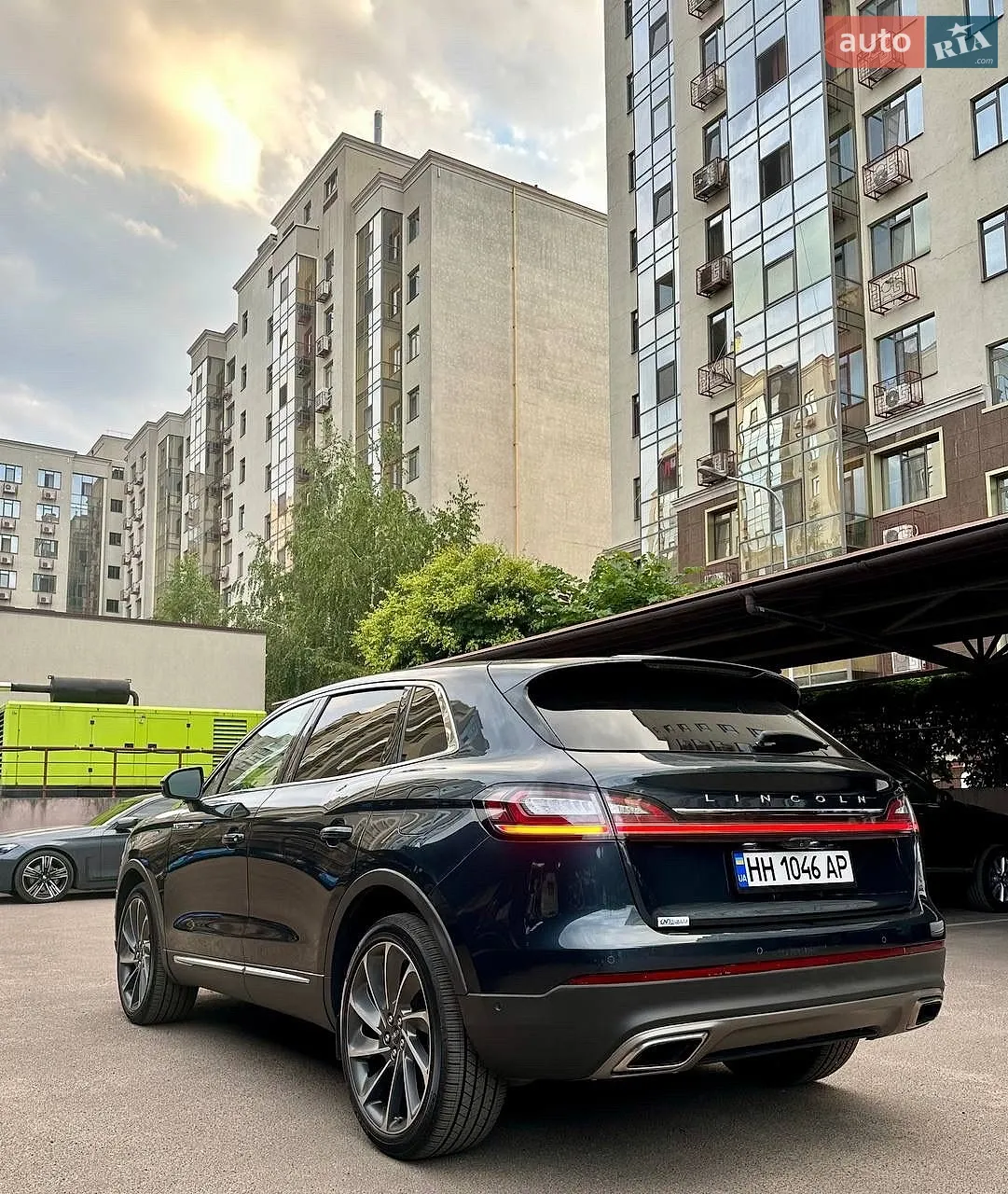 2021 Lincoln Nautilus - мініатюра 3