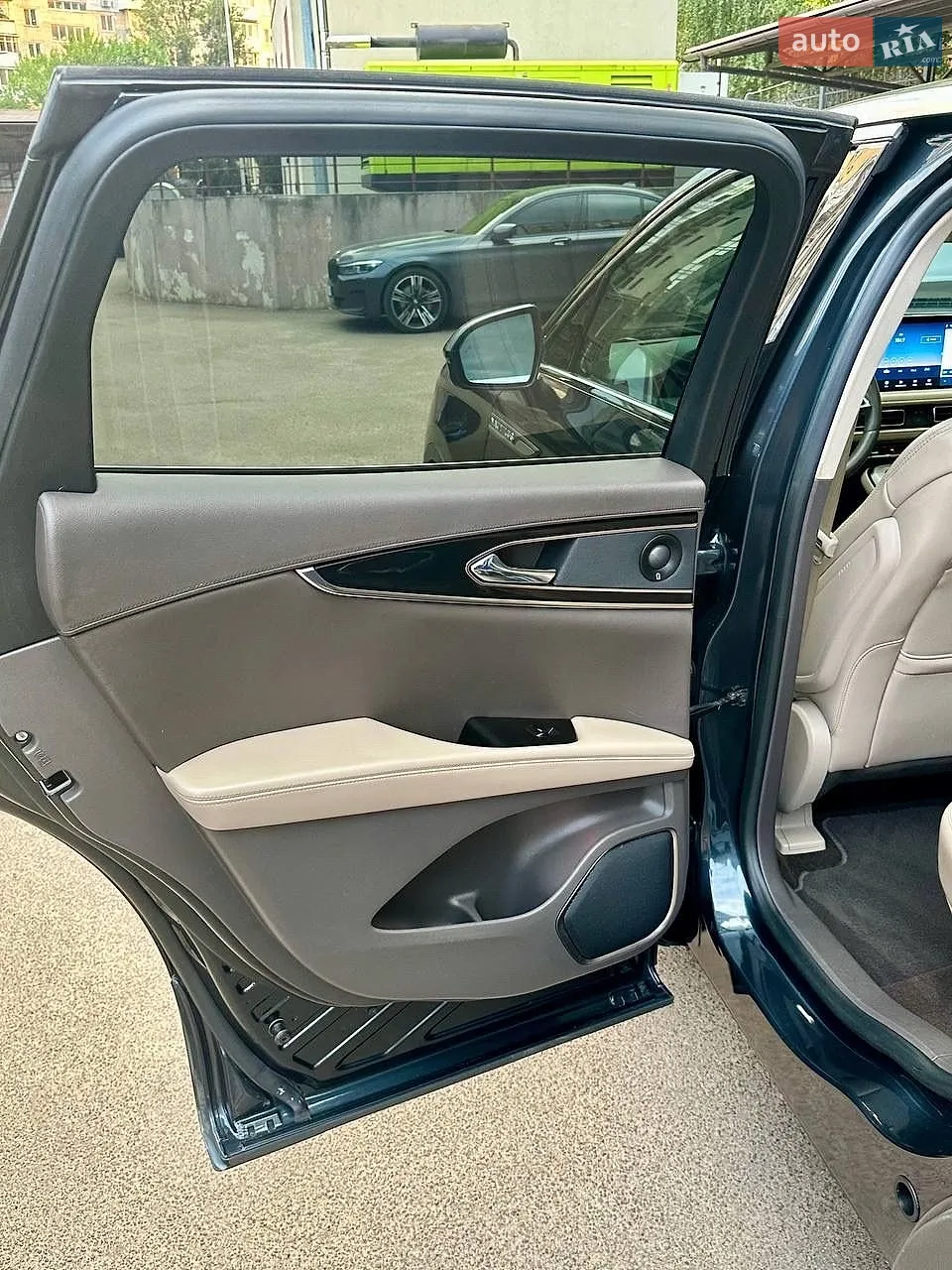 2021 Lincoln Nautilus - мініатюра 13