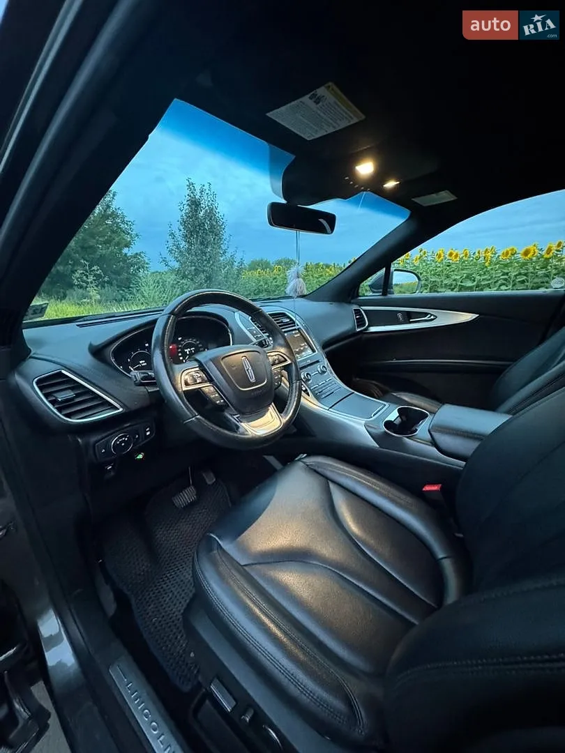 2019 Lincoln Nautilus - мініатюра 9