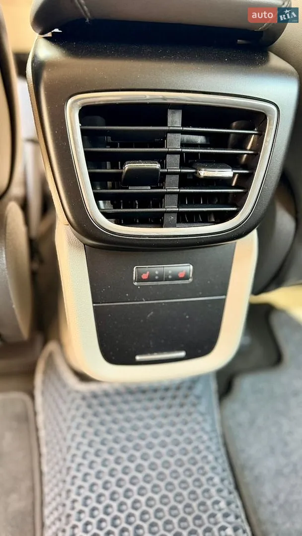 2019 Lincoln Nautilus - мініатюра 24